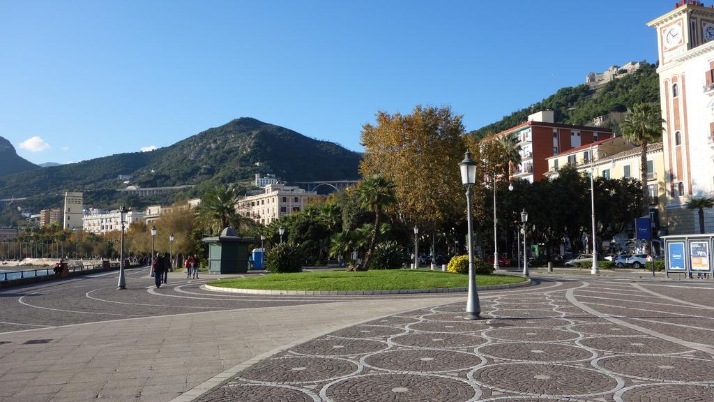 B&B Centrale Salerno Exterior photo